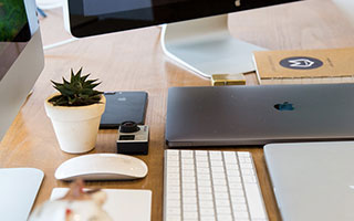 拓媒：杨瀚森有一次传球失误是因为他想组织进攻 全场没犯什么错