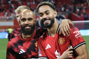 开云在线-姆贝莫：能和库尼亚一起训练很棒 我们会帮助塞斯科适应英超