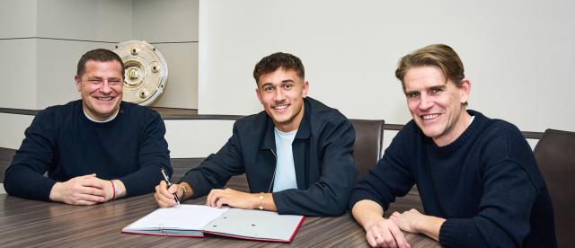 开云登录-官方：19岁德国中场比朔夫加盟拜仁，今夏报到