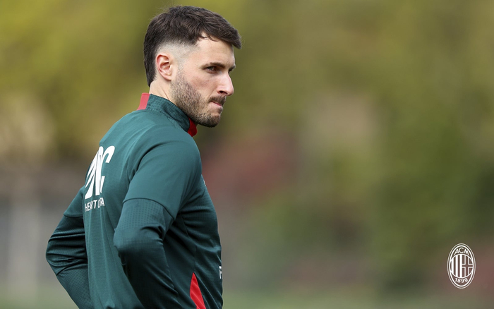 开云-米兰结束假期重新集结训练|AC米兰|ac米兰|球队_新浪体育_新浪新闻